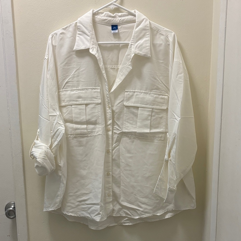 NWOT White Button-Up Camp Shirt